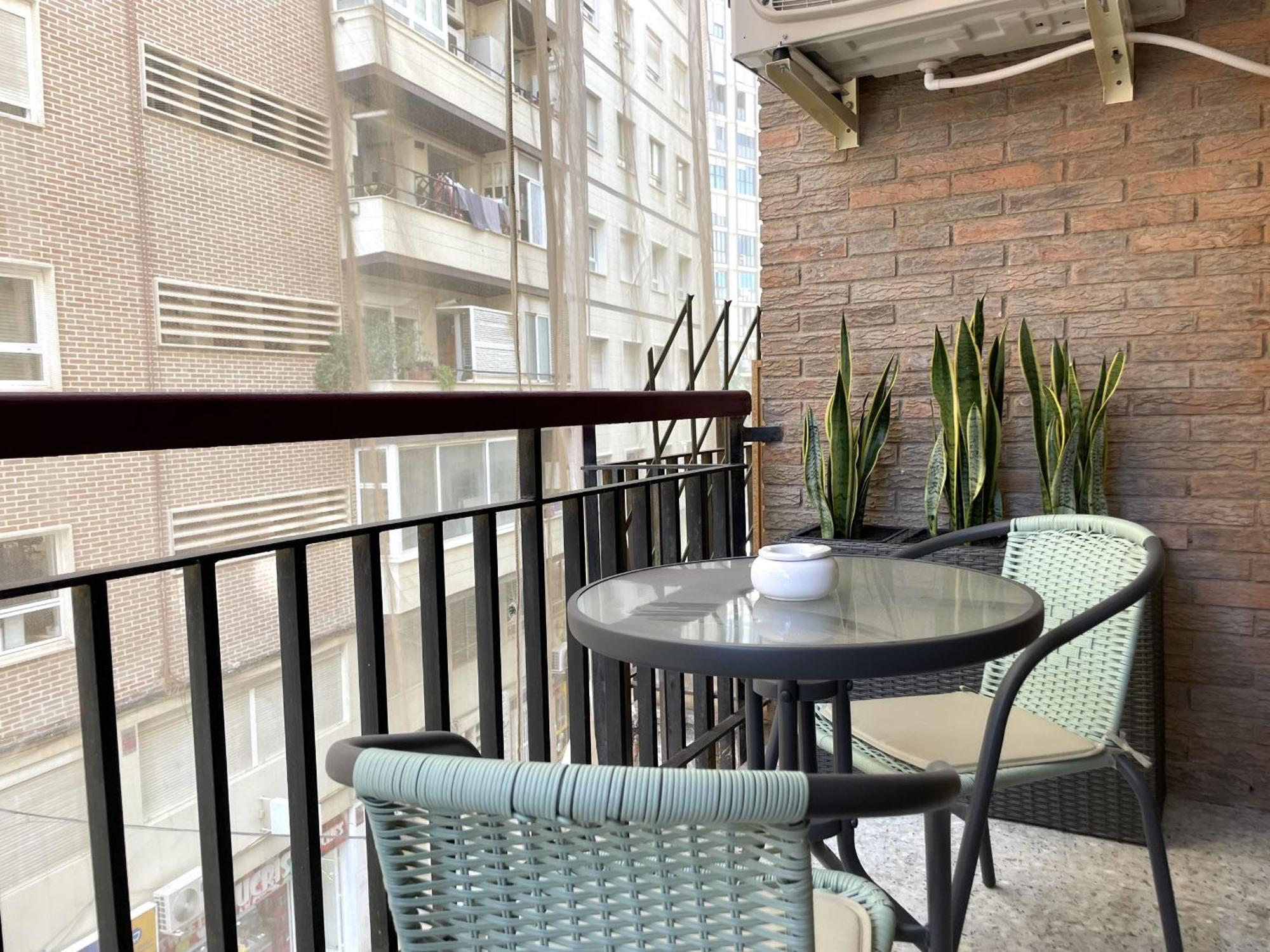 Cozy San Cristobal Apartment In Heart Of อาลิกันเต ภายนอก รูปภาพ